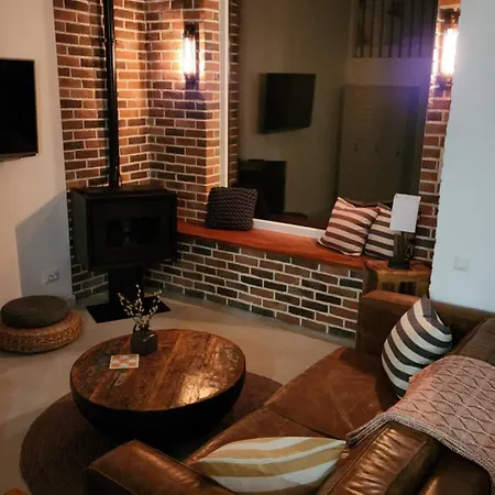 Mate Apartman *