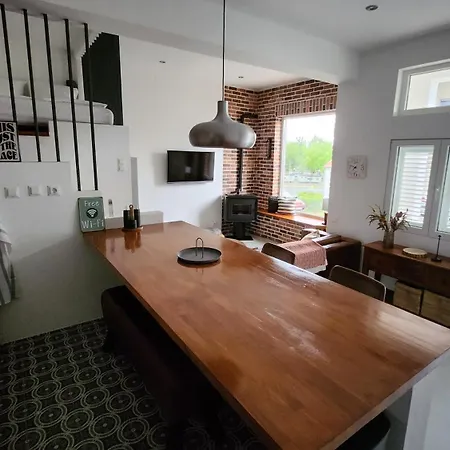 Mate Apartman